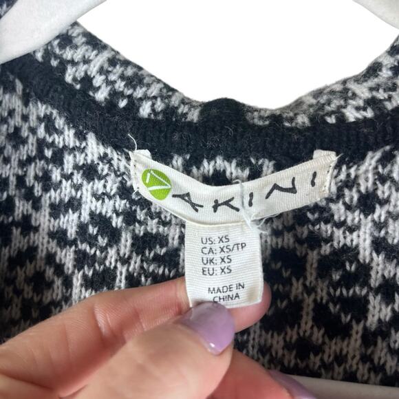 Akini Y2K Long Knit Cardigan Sweater Duster XS Black White Whimsygoth Fair Isle - Picture 8 of 9